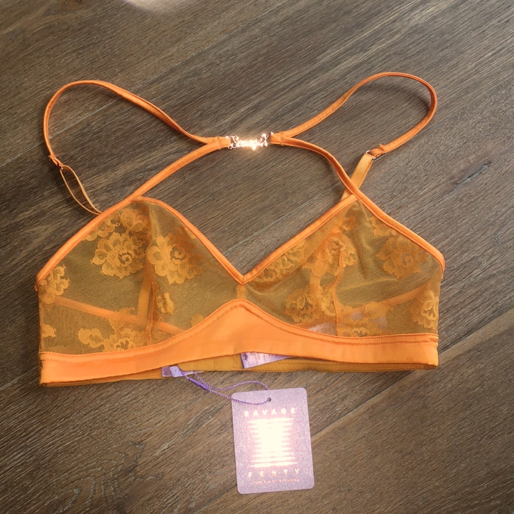 Savage !!! Yellow lingerie!!!